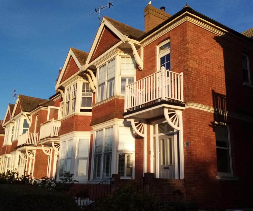 Coastal Chic Bed & Breakfast Bexhill-on-Sea Exterior foto