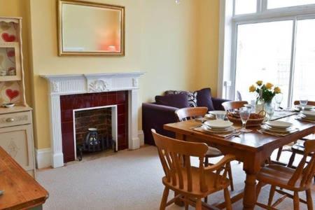 Coastal Chic Bed & Breakfast Bexhill-on-Sea Exterior foto